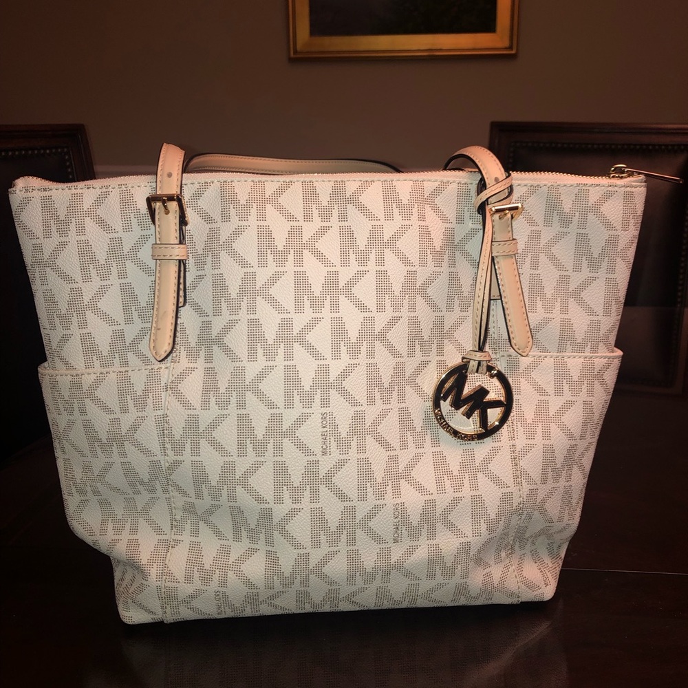 Michael Kors Tote! ✨